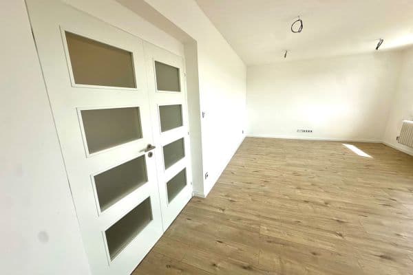 Predaj bytu 3-izbový 84 m², Šumperská, Praha, Praha Predaj bytu 3-izbový 84 m², Šumperská, Praha, Praha