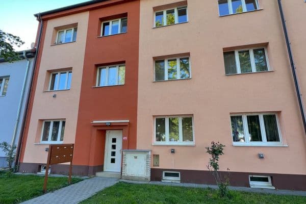 Prenájom bytu 2-izbový 58 m², Vídeňská, Pohořelice Prenájom bytu 2-izbový 58 m², Vídeňská, Pohořelice