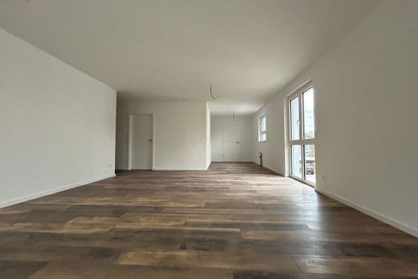 Prenájom bytu 3-izbový 98 m², Fabrikstraße, Kraichtal Prenájom bytu 3-izbový 98 m², Fabrikstraße, Kraichtal