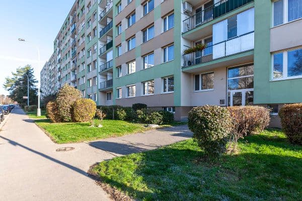 Predaj bytu 3-izbový 65 m², Jažlovická, Predaj bytu 3-izbový 65 m², Jažlovická,