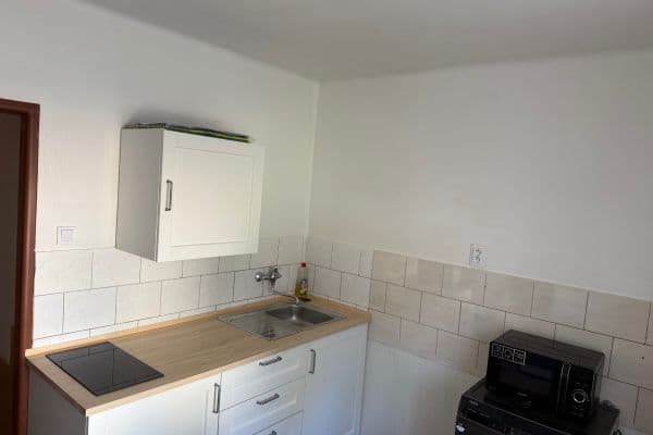 Prenájom bytu 1-izbový 28 m², Hřbitovní, Břidličná, Moravskoslezský kraj Prenájom bytu 1-izbový 28 m², Hřbitovní, Břidličná, Moravskoslezský kraj