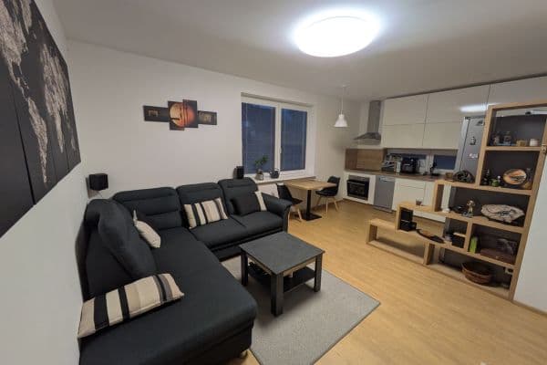 Prenájom bytu 2-izbový 52 m², Kotkova, Liberec, Liberecký kraj Prenájom bytu 2-izbový 52 m², Kotkova, Liberec, Liberecký kraj