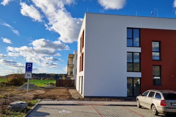 Prenájom bytu 2-izbový 67 m², V Lukách, Plzeň Prenájom bytu 2-izbový 67 m², V Lukách, Plzeň