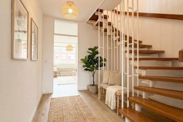 Prenájom bytu 4-izbový 114 m², Siegen, Severné Porýnie - Westfálsko Prenájom bytu 4-izbový 114 m², Siegen, Severné Porýnie - Westfálsko