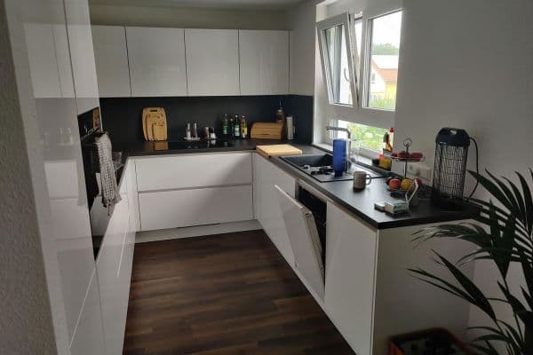 Prenájom bytu 4-izbový 101 m², Rieslingstraße 10, Abstatt Prenájom bytu 4-izbový 101 m², Rieslingstraße 10, Abstatt