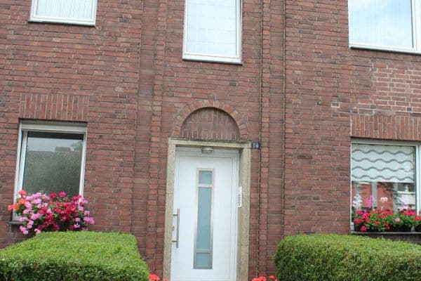 Prenájom bytu 3-izbový 80 m², Gneisenaustr. 14, Krefeld, Severné Porýnie - Westfálsko Prenájom bytu 3-izbový 80 m², Gneisenaustr. 14, Krefeld, Severné Porýnie - Westfálsko