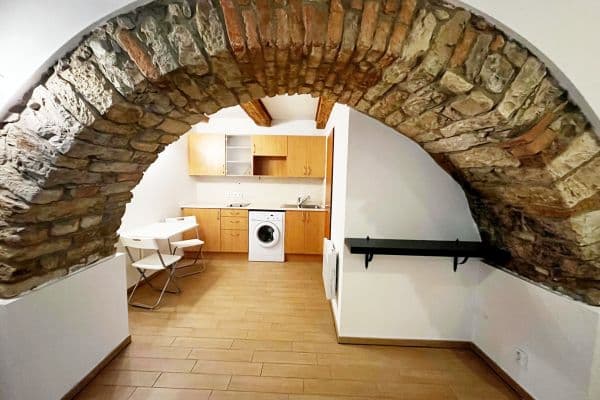 Prenájom bytu 2-izbový 27 m², Družstevní, Prenájom bytu 2-izbový 27 m², Družstevní,