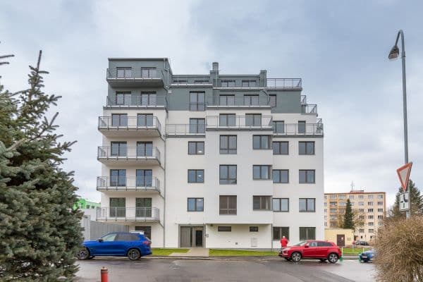 Prenájom bytu 2-izbový 54 m², Šumavská, Karlovy Vary Prenájom bytu 2-izbový 54 m², Šumavská, Karlovy Vary