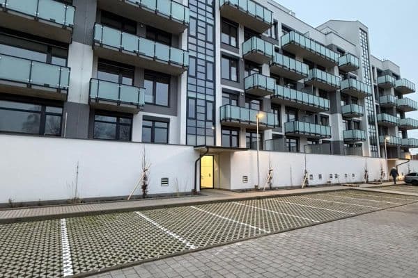 Prenájom bytu 1-izbový 34 m², Kladno, Středočeský kraj Prenájom bytu 1-izbový 34 m², Kladno, Středočeský kraj