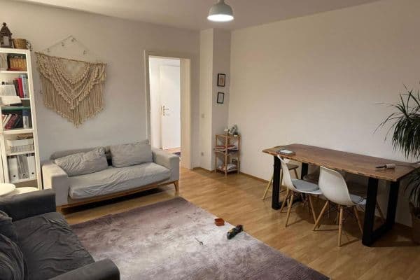 Prenájom bytu 2-izbový 65 m², Herloßsohnstrasse 4, Leipzig, Sasko Prenájom bytu 2-izbový 65 m², Herloßsohnstrasse 4, Leipzig, Sasko