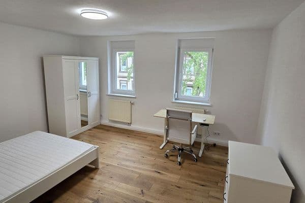 Prenájom bytu 1-izbový 38 m², Duisburgerstraße 26, Stuttgart Prenájom bytu 1-izbový 38 m², Duisburgerstraße 26, Stuttgart