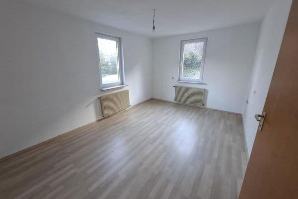 Prenájom bytu 3-izbový 62 m², Schramberg, Bádensko-Wurttembersko Prenájom bytu 3-izbový 62 m², Schramberg, Bádensko-Wurttembersko