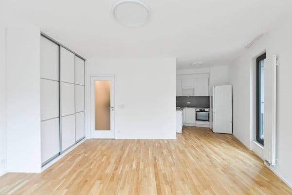 Prenájom bytu 1-izbový 37 m², Michelská, Hlavní město Praha Prenájom bytu 1-izbový 37 m², Michelská, Hlavní město Praha