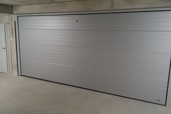 Prenájom garáže 14 m², Vomáčkova, Brno Prenájom garáže 14 m², Vomáčkova, Brno