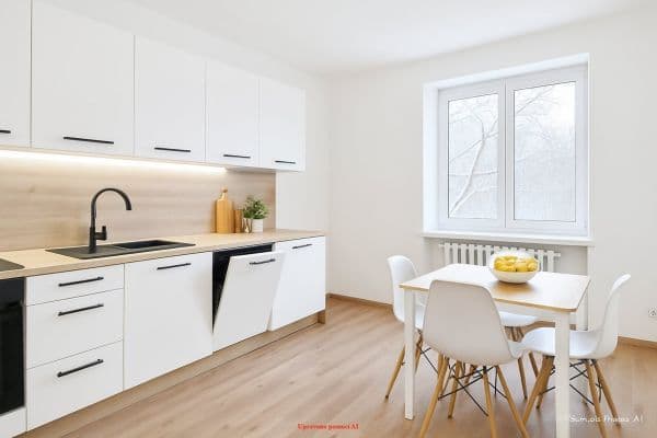 Prenájom bytu 3-izbový 75 m², U Stromovky, Prenájom bytu 3-izbový 75 m², U Stromovky,