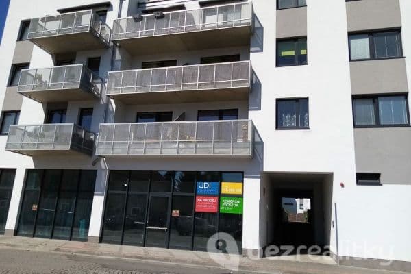 Prenájom bytu 1-izbový 27 m², náměstí Bratří Jandusů, Praha Prenájom bytu 1-izbový 27 m², náměstí Bratří Jandusů, Praha