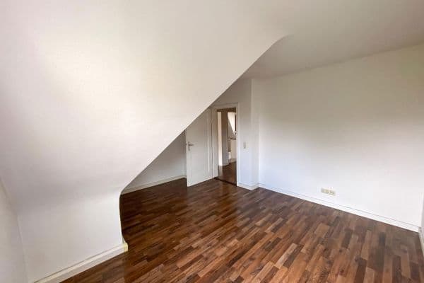 Prenájom bytu 2-izbový 45 m², Schwarenbergstraße 164, Stuttgart, Bádensko-Wurttembersko Prenájom bytu 2-izbový 45 m², Schwarenbergstraße 164, Stuttgart, Bádensko-Wurttembersko