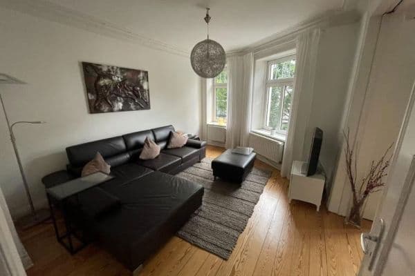 Prenájom bytu 3-izbový 70 m², Hamburg-Nord, Hamburg Prenájom bytu 3-izbový 70 m², Hamburg-Nord, Hamburg