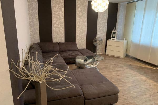 Prenájom bytu 3-izbový 85 m², Am Emmersberg 43, Saarbrücken, Sársko Prenájom bytu 3-izbový 85 m², Am Emmersberg 43, Saarbrücken, Sársko