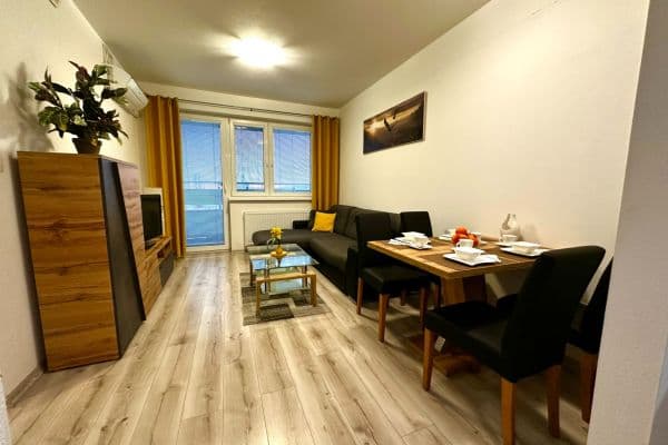 Prenájom bytu 2-izbový 53 m², Údernícka, Bratislava Prenájom bytu 2-izbový 53 m², Údernícka, Bratislava