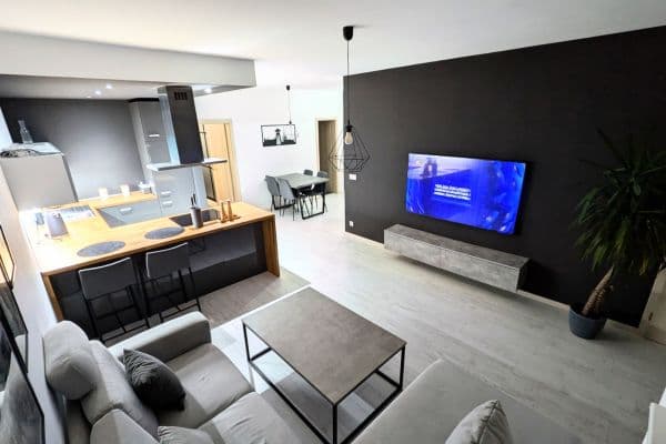 Prenájom bytu 3-izbový 68 m², Kresánkova, Karlova Ves Prenájom bytu 3-izbový 68 m², Kresánkova, Karlova Ves