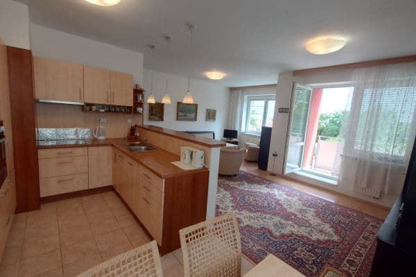 Prenájom bytu 2-izbový 70 m², Trýbova, Brno Prenájom bytu 2-izbový 70 m², Trýbova, Brno