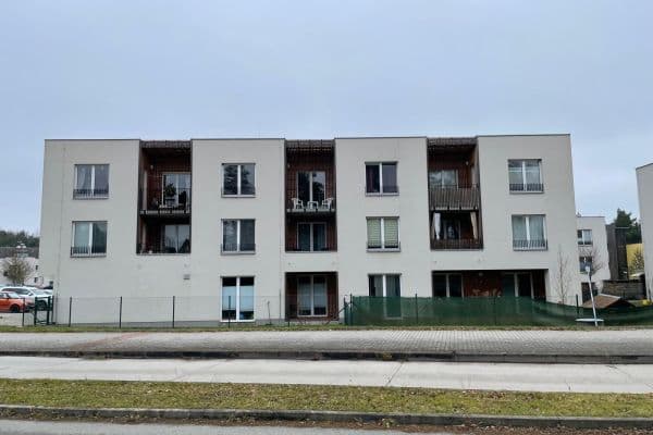 Predaj bytu 2-izbový 56 m², Špačková, Plzeň Predaj bytu 2-izbový 56 m², Špačková, Plzeň