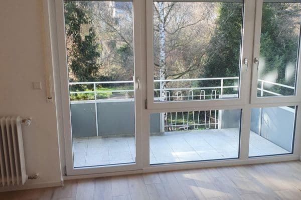 Prenájom bytu 2-izbový 44 m², Krummenackerstraße 69, Esslingen am Neckar Prenájom bytu 2-izbový 44 m², Krummenackerstraße 69, Esslingen am Neckar