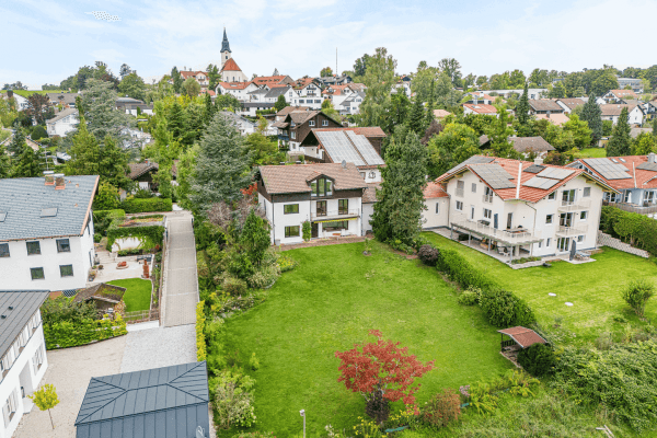 Predaj domu 242 m², pozemek 1.226 m², Berg (Aufkirchen), Bavorsko Predaj domu 242 m², pozemek 1.226 m², Berg (Aufkirchen), Bavorsko