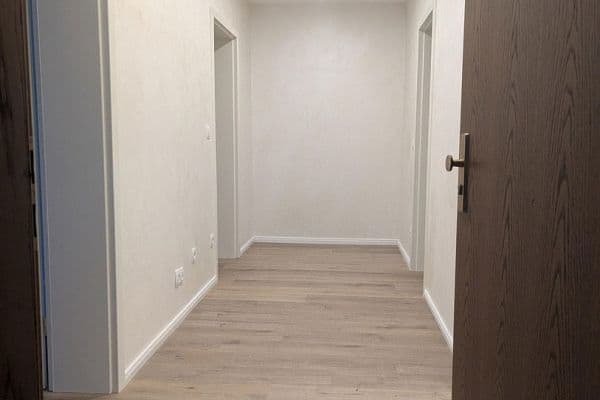 Prenájom bytu 2-izbový 64 m², Bielefeld, Severné Porýnie - Westfálsko Prenájom bytu 2-izbový 64 m², Bielefeld, Severné Porýnie - Westfálsko