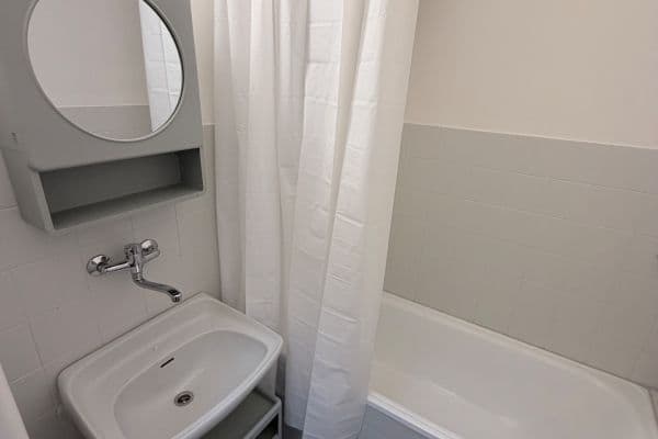 Prenájom bytu 2-izbový 48 m², Dudíkova, Kojetín Prenájom bytu 2-izbový 48 m², Dudíkova, Kojetín