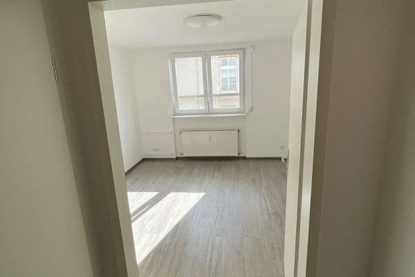 Prenájom bytu 1-izbový 20 m², Mainz, Porýnie-Falcko Prenájom bytu 1-izbový 20 m², Mainz, Porýnie-Falcko