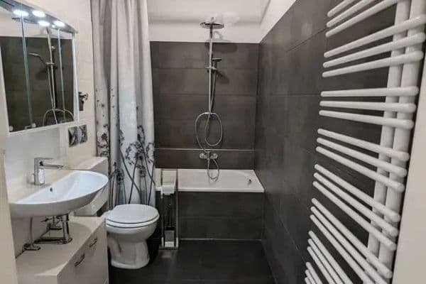 Prenájom bytu 2-izbový 62 m², Woogstraße 36, Neuhofen Prenájom bytu 2-izbový 62 m², Woogstraße 36, Neuhofen