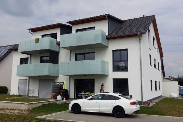 Prenájom bytu 3-izbový 101 m², Buchbergstrasse 17, Singen / Friedingen Prenájom bytu 3-izbový 101 m², Buchbergstrasse 17, Singen / Friedingen