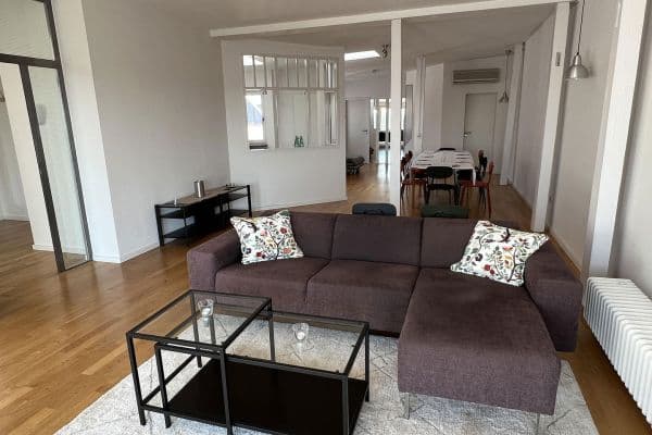 Prenájom bytu 1-izbový 112 m², Berlin, Berlín Prenájom bytu 1-izbový 112 m², Berlin, Berlín