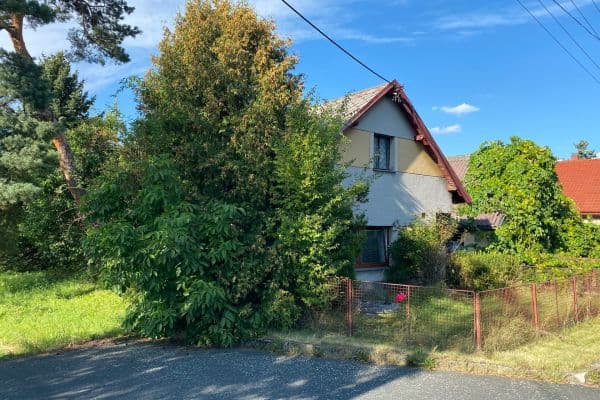 Predaj rekreačného objektu 100 m², pozemek 900 m², Staňkovice Predaj rekreačného objektu 100 m², pozemek 900 m², Staňkovice