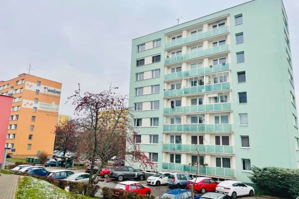 Prenájom bytu 3-izbový 74 m², Pod lipami, Jičín Prenájom bytu 3-izbový 74 m², Pod lipami, Jičín