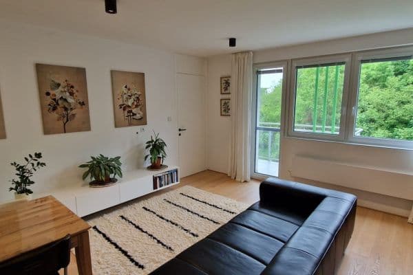 Predaj bytu 2-izbový 58 m², Vlárska, Nové Mesto Predaj bytu 2-izbový 58 m², Vlárska, Nové Mesto