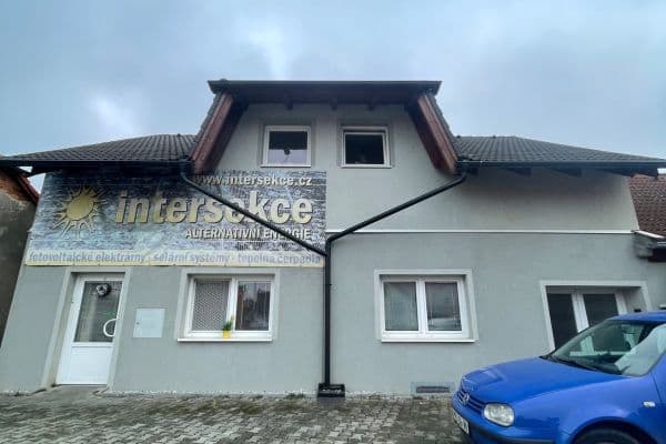 Prenájom bytu 1-izbový 50 m², tř. Čs. odboje, Chrást Prenájom bytu 1-izbový 50 m², tř. Čs. odboje, Chrást