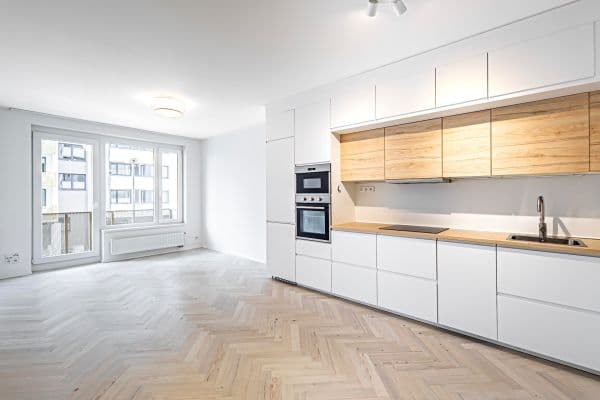 Prenájom bytu 2-izbový 55 m², Honzíkova, Praha Prenájom bytu 2-izbový 55 m², Honzíkova, Praha