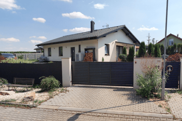 Predaj domu 101 m², pozemek 1.155 m², Štíhlice Predaj domu 101 m², pozemek 1.155 m², Štíhlice