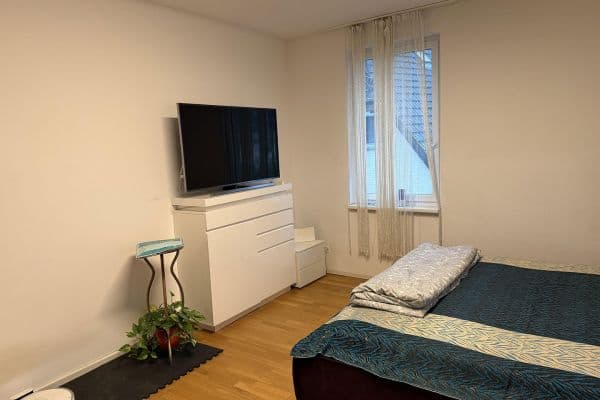 Prenájom bytu 1-izbový 22 m², Berlin, Berlín Prenájom bytu 1-izbový 22 m², Berlin, Berlín