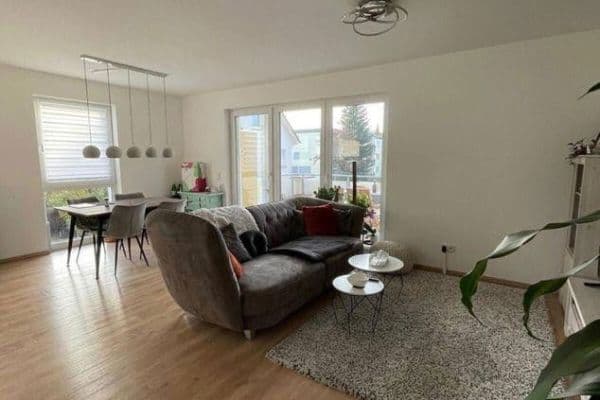 Prenájom bytu 3-izbový 77 m², Villingen-Schwenningen, Bádensko-Wurttembersko Prenájom bytu 3-izbový 77 m², Villingen-Schwenningen, Bádensko-Wurttembersko