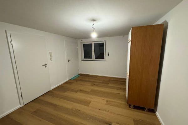 Prenájom bytu 3-izbový 101 m², Polcher Straße 25, Mayen, Porýnie-Falcko Prenájom bytu 3-izbový 101 m², Polcher Straße 25, Mayen, Porýnie-Falcko
