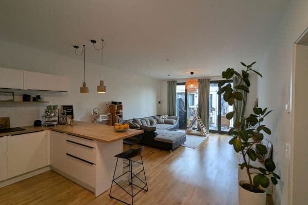 Predaj bytu 4-izbový 108 m², Odinstraße 23, Berlin, Berlín Predaj bytu 4-izbový 108 m², Odinstraße 23, Berlin, Berlín