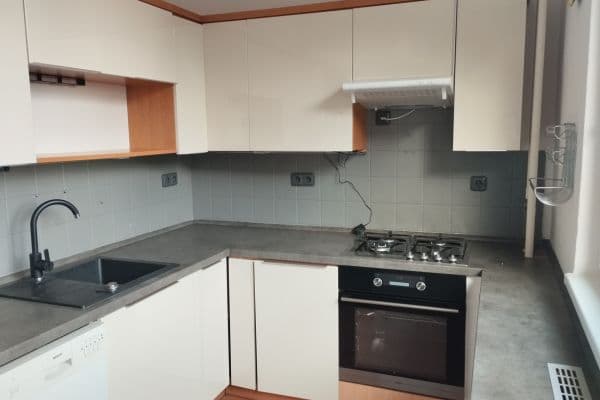 Prenájom bytu 3-izbový 69 m², Švédská, Ostrava Prenájom bytu 3-izbový 69 m², Švédská, Ostrava