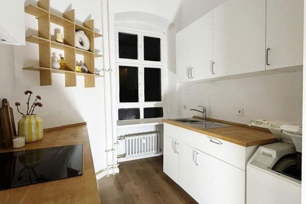 Prenájom bytu 1-izbový 50 m², Mindener Straße 3, Berlin, Berlín Prenájom bytu 1-izbový 50 m², Mindener Straße 3, Berlin, Berlín