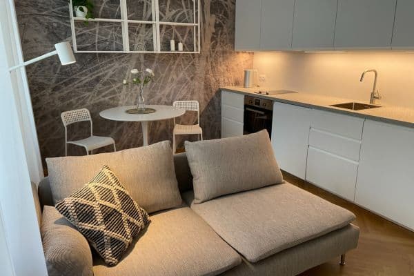 Prenájom bytu 2-izbový 41 m², Bořivojova, Praha Prenájom bytu 2-izbový 41 m², Bořivojova, Praha