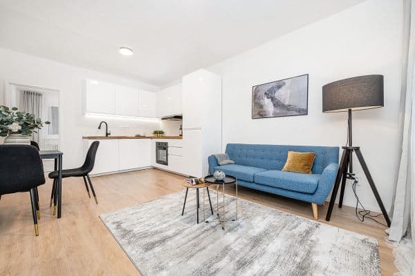Predaj bytu 3-izbový 56 m², Mozambická, Praha Predaj bytu 3-izbový 56 m², Mozambická, Praha