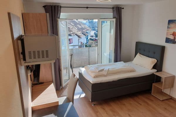 Prenájom bytu 1-izbový 17 m², Baldhamer Straße 72, Vaterstetten, Bavorsko Prenájom bytu 1-izbový 17 m², Baldhamer Straße 72, Vaterstetten, Bavorsko